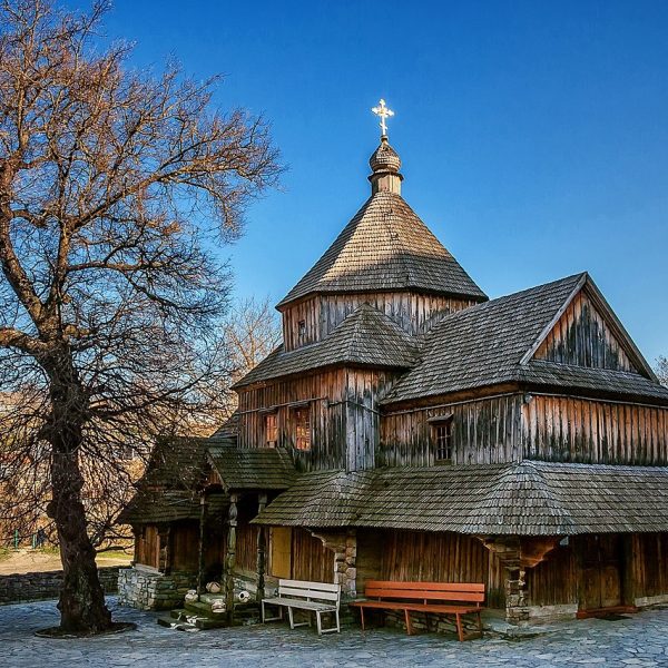 Хрестовоздвиженська_церква_в_Кам'янець-Подільський